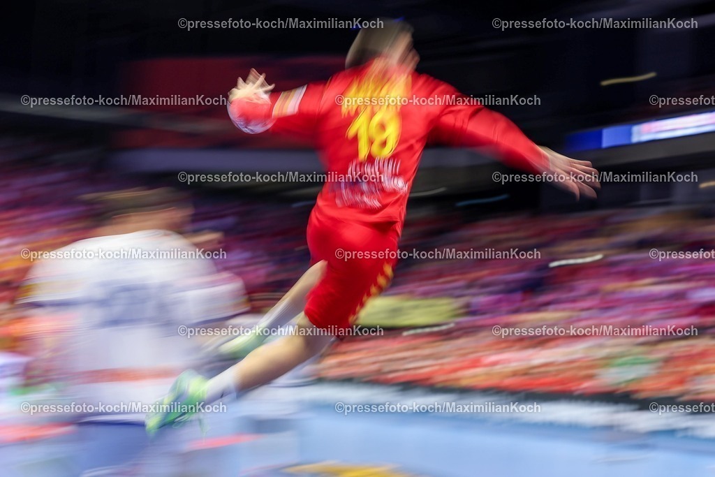 EHF18012601024 | 18.01.2026, Handball, Men's EHF EURO 2026, Portugal - Nordmazedonien, Jyske Bank Boxen in Herning, Dänemark, Preliminary Round: Dynamic Feature of players on the Pitch  Nenad Kosteski (North Macedonia #19) 