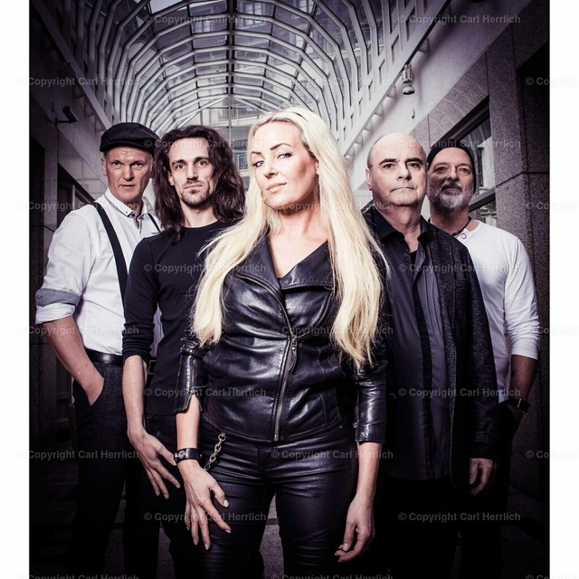 D-Lite Band | Promotionbilder für eine Showband - Realisiert mit Pictrs.com