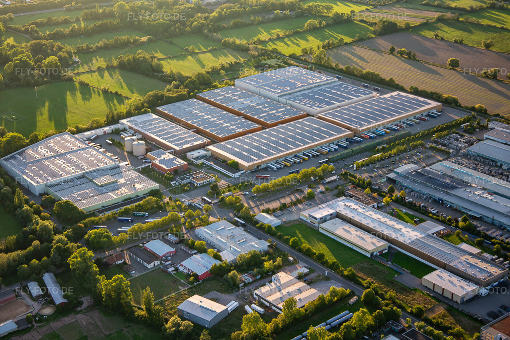 Luftbild: Michelinreifenwerke in Landau in der Pfalz im Bundesland Rheinland-Pfalz in Deutschland. Foto: IMG_137657.jpg vom 10.08.2023 durch Werner Riehm/FLY-FOTO.de