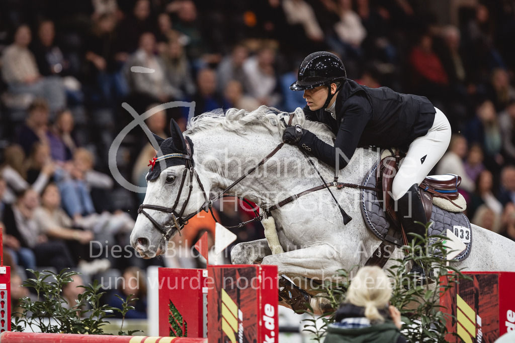 231028_Oldenburg_S1-Spr_Amateure-227 | Deine schönsten Turniermomente als professionelle Fotos! Entdecke hochwertige Pferdesport-Fotografie im Online-Shop. Jetzt Fotos finden & bestellen!