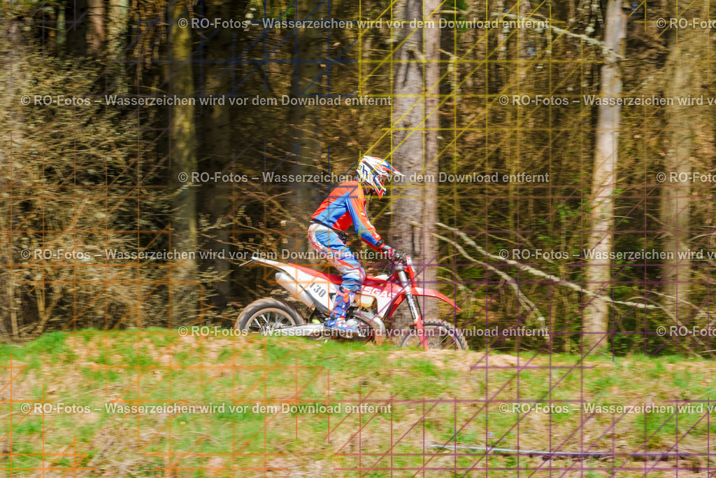 2 Lauf Mernes-270 | Sportfotografie von RO-Fotos: Motorsport, Motocross, Enduro, Laufveranstaltungen und Triathlon. Professionelle Fotos von Sportlern und Events. - Realisiert mit Pictrs.com
