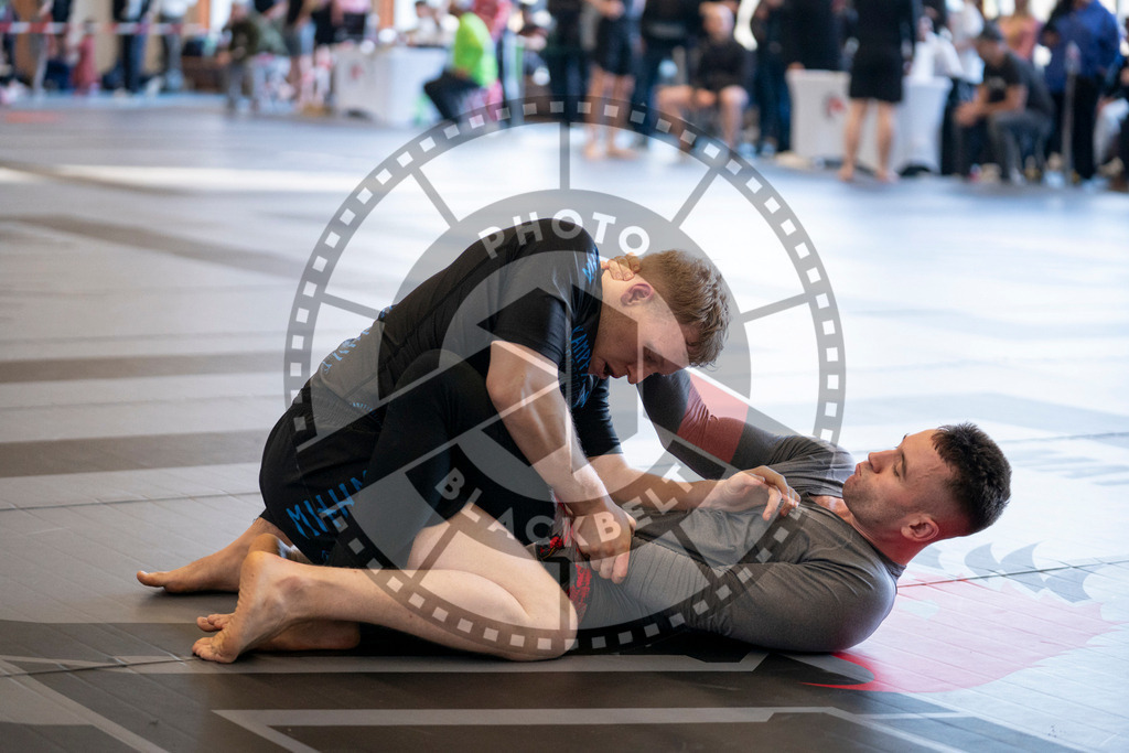 20240309PBB7144 | Fighters compete during the International Luta Livre (ILLCS) Spring Championship in Hannover, Germany, on March 9, 2024.