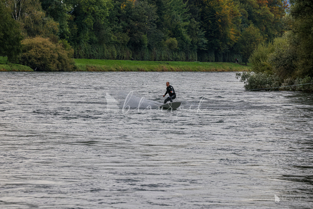 Closing Surf 2024 - 13. October 2024 | Closing Surf 2024Limmat, ZürichBild: Waltraud Blaurock | Blaurock Pix