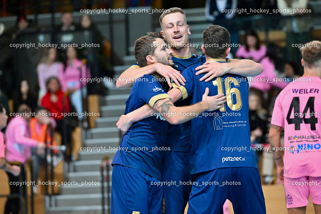 Carinthia Flamengo Futsal Club vs. Futsal Klagenfurt | Jubel Futsal Klagenfurt Mannschaft, #5 Rok Rednak Futsal Klagenfurt, #9 Matic Lokovsek Futsal Klagenfurt, #16 Marcel Vindis Futsal Klagenfurt, Carinthia Flamengo Futsal Club vs. Futsal Klagenfurt, Carinthia Flamengo Futsal Club vs. Futsal Klagenfurt am 01.12.2024 in Klagenfurt (Ballspielhalle Viktring), Austria, (Photo by Bernd Stefan)