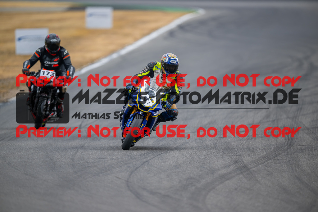MaZZes-Fotomatrix-20260809-585967 | R1