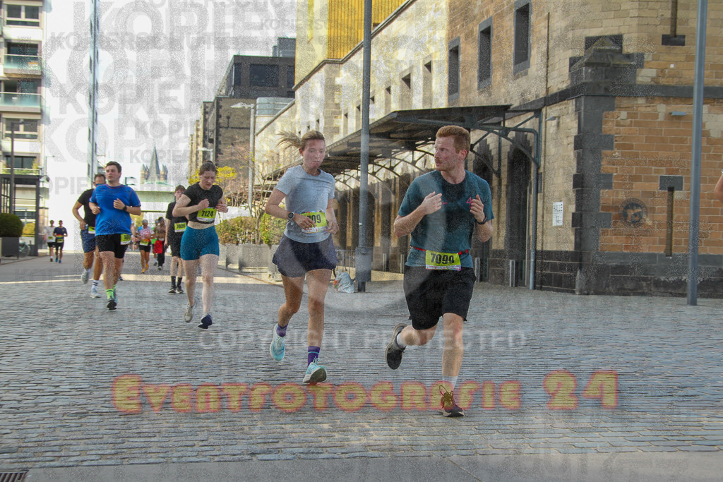 250920_1456_EV4_7636 | Sportfotografie im Rhein-Sieg Kreis, Köln, Bonn, NRW, Rheinland Pfalz, Hessen, etc. Unser Tätigkeitsfeld umfasst den Laufsport vom Volkslauf über den Marathon, Duathlon, Triathon bis zum Ultralauf wie Kölnpfad Ultra oder Schindertrail.