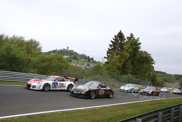 Motorsports / 24 Stunden Nürburgring 2015, Nürburgring-Nordschleife, GER | (91): Dieter Schmidtmann, Andreas Ziegler, Marco Schelp, Peter Scharmach - (66): Sebastian Glaser, Andreas Sczepansky, Steffen Schlichenmeier, Kurt Ecke - Realisiert mit Pictrs.com