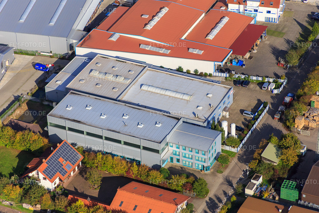 Luftbild: Gewerbegebiet Gereutäcker mit HGGS LaserCUT GmbH & Co. KG und FENNEK in Hatzenbühl im Bundesland Rheinland-Pfalz in Deutschland.Foto: IMG_074560.jpg vom 14.10.2014 durch Werner Riehm/FLY-FOTO.deHGGSVisa