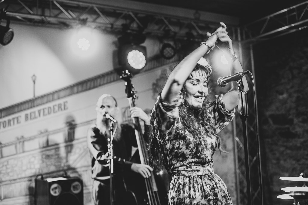 Maria Markesini Konzert | Maria Markesini meets Klazz Brothers im Forte Belvedere Leisnig zum Festival Hallo Leisnig 2022. - Realisiert mit Pictrs.com