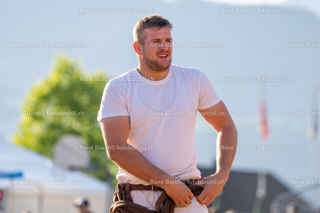 BUR04335 | René Burch leidenschaftlicher Fotograf aus Kerns in Obwalden.  Hier finden sie Sport, Landschaft und Natur Fotografie.
 - Realisiert mit Pictrs.com
