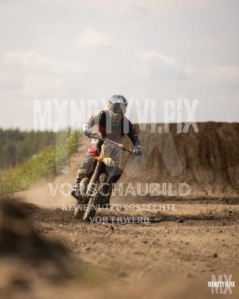 866A1369 | mxndyyvipix