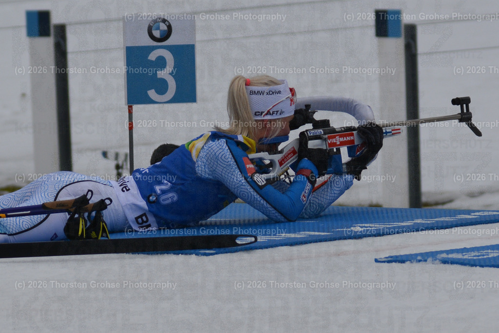 IBU WC Biathlon Oberhof 2018 | LAUKKANEN Mari (FIN) am Schiessstand; IBU WC Biathlon Oberhof 2018, 10 km Verfolgung der Frauen am 06.01.2018 in der DKB Ski Arena in Oberhof, (Deutschland) - Realisiert mit Pictrs.com