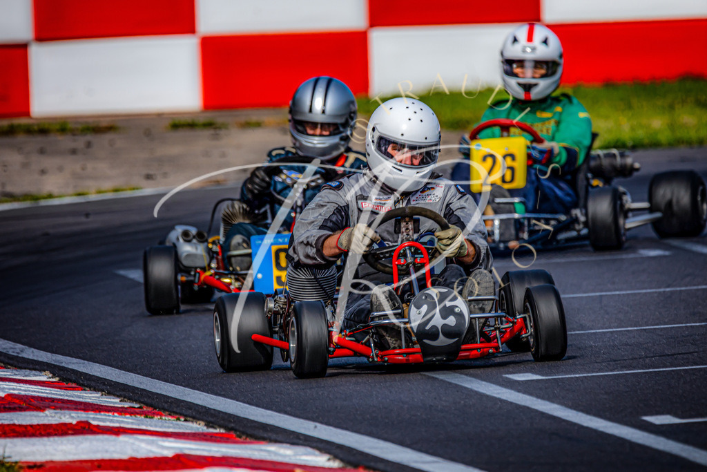 194B7042-44C9-4856-9C12-FC18F95CDC4A | traudl_s_fotos
