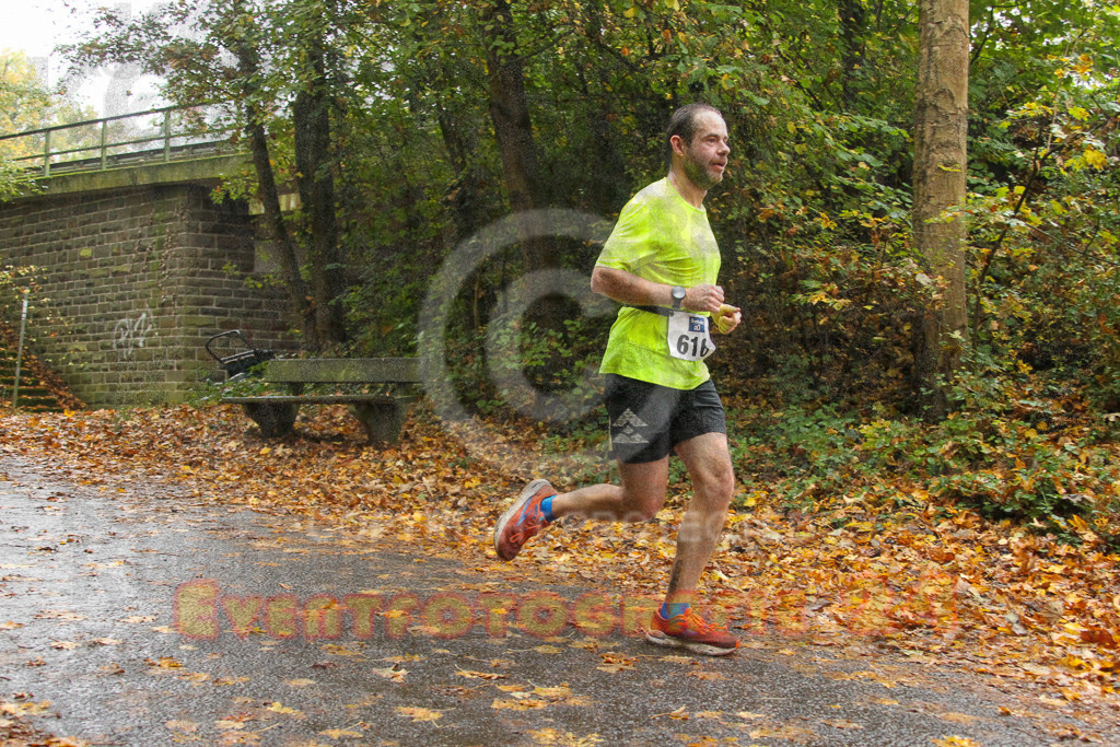 241027_1234_EV4_7151 | Sportfotografie im Rhein-Sieg Kreis, Köln, Bonn, NRW, Rheinland Pfalz, Hessen, etc. Unser Tätigkeitsfeld umfasst den Laufsport vom Volkslauf über den Marathon, Duathlon, Triathon bis zum Ultralauf wie Kölnpfad Ultra oder Schindertrail.