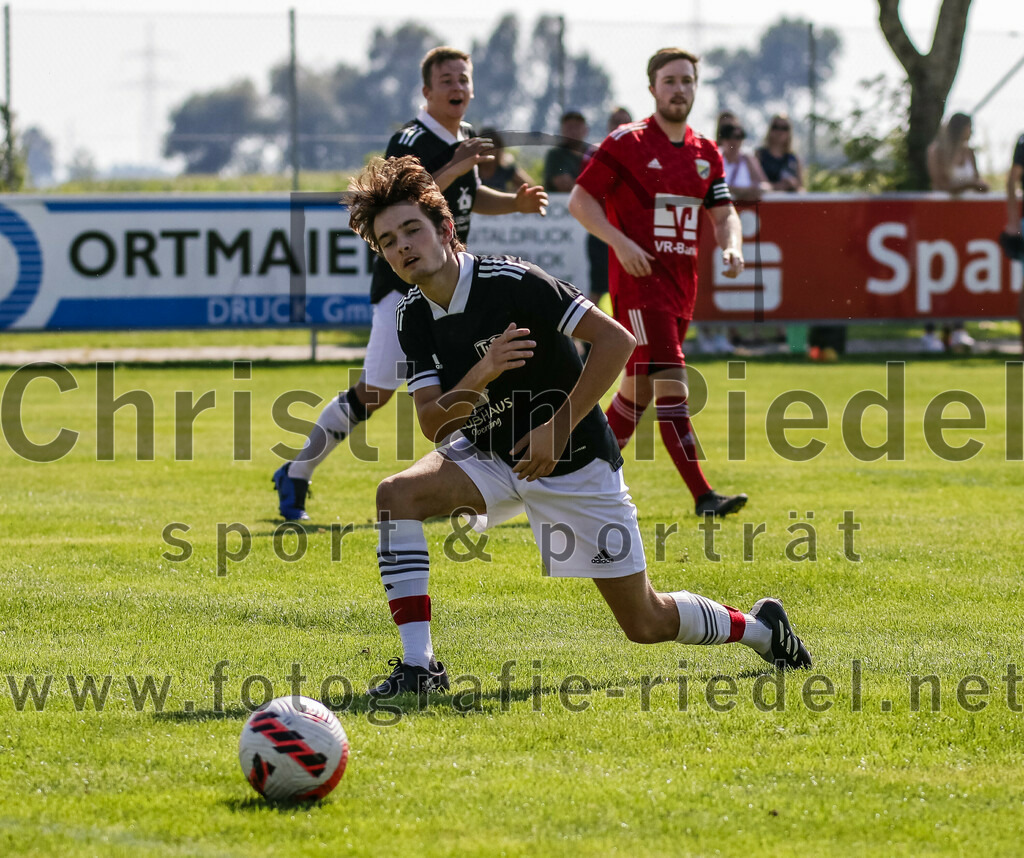 2023-09-10_016_TuS_Oberding_gegen_FC_Hohenpolding | Oberding, Deutschland, 10.09.2023:
Fußball, Kreisklasse 2023 / 2024, 6. Spieltag, TuS Oberding gegen FC Hohenpolding, Endergebnis: 1:1

Foto: Christian Riedel / fotografie-riedel.net