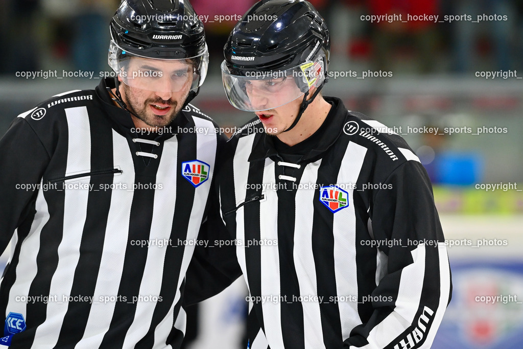 EK Zeller Eisbären vs. HDD Jesenice 1.10.2022 | BERGANT Anze,  KANYO Tamas, Referees