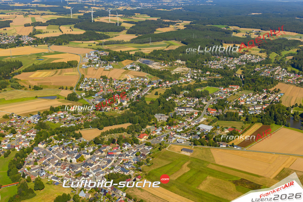 Luftaufnahme von Marktleuthen Vs Google Maps- Die Luftaufnahme wurde 2025 vom UL-Flugzeug heraus erstellt ( keine Drohne ) - Hochauflösende Luftaufnahme - für professionelle Ausdrucke geeignet. Die Geschenkidee !Mit Lizenz und Bildrechte bestellbar