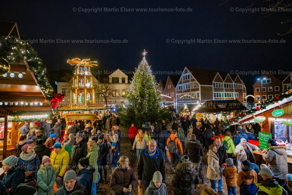 Stade Weihnachtsmarkt_ELS_7434161223 | Stade DLRG Fackelschimmen 3.Advent - Realisiert mit Pictrs.com