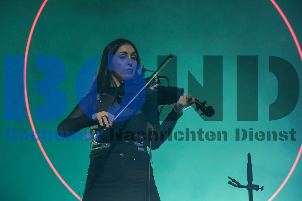 SES_RGAZFR20250822-26 | bond - Realisiert mit Pictrs.com