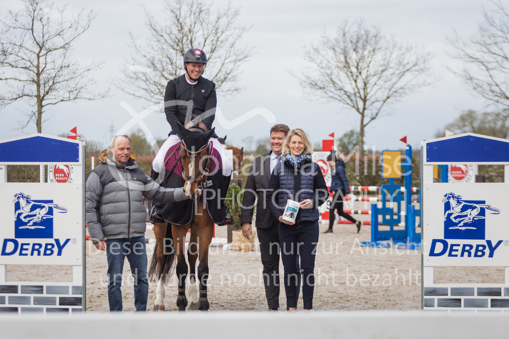 230425_Lemwerder_SprPf-A1St-170 | Deine schönsten Turniermomente als professionelle Fotos! Entdecke hochwertige Pferdesport-Fotografie im Online-Shop. Jetzt Fotos finden & bestellen!