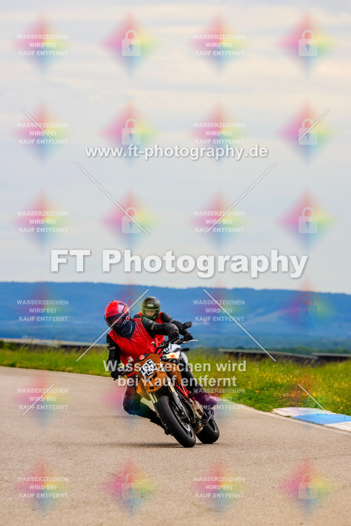 MotoTeam-2954 | Hier findet Ihr Bilder von Touristenfahrten auf der Nürburgring Nordschleife oder von anderen Veranstaltungen die ich besucht habe. Viel Spass beim Durch Schauen 
