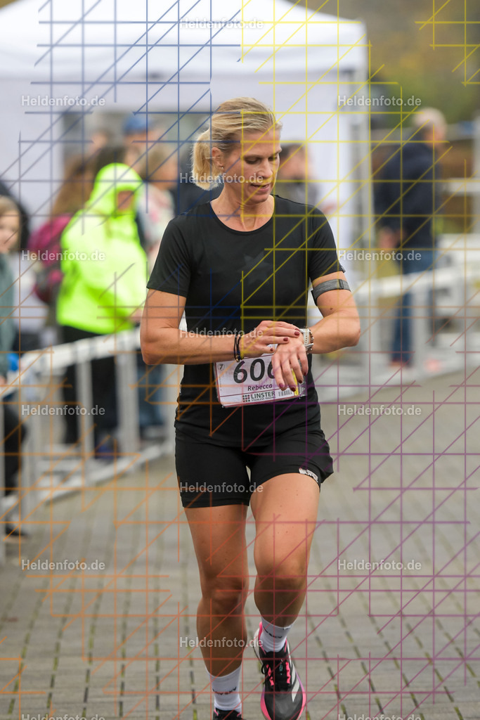 Neusser Erftlauf 2025  | 15km Neusser Erftlauf 2025 Foto: Heldenfoto.de