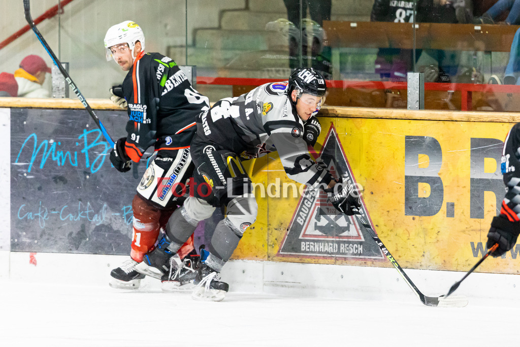 Bayernliga Eishockey, TSV Peißenberg Miners gegen den ESV Buchloe Pirates am 13.11.22 in Peißenberg | Bayernliga Eishockey, TSV Peißenberg Miners gegen den ESV Buchloe Pirates am 13.11.22 in Peißenberg