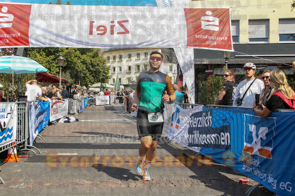 250824_1449_EV4_2241 | Sportfotografie im Rhein-Sieg Kreis, Köln, Bonn, NRW, Rheinland Pfalz, Hessen, etc. Unser Tätigkeitsfeld umfasst den Laufsport vom Volkslauf über den Marathon, Duathlon, Triathon bis zum Ultralauf wie Kölnpfad Ultra oder Schindertrail.