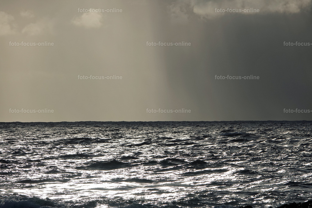 Sunset 2 | Threatening clouds