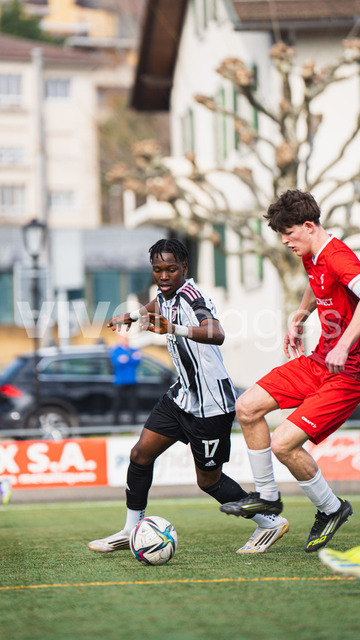 juv_lut_fmachado-0153 | Images from the Juniors B match between Juventus Academy and FC Lutry, played on 18 March 2026 in Lutry, Switzerland, featuring players, coaching staff and match action throughout the game.