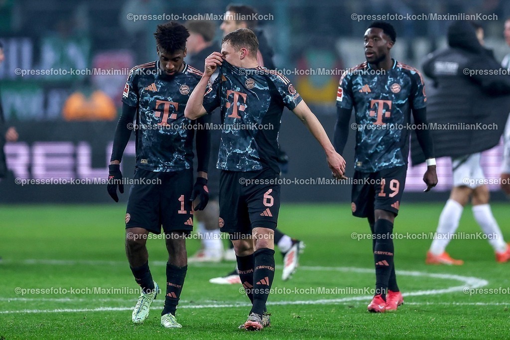 BMG11012502291 | 11.01.2025, Fußball, Borussia Mönchengladbach - FC Bayern München, 1. Fußball Bundesliga, Borussia-Park, Saison 2024 2025: Kingsley Coman (Bayern #11) neben Joshua Kimmich (Bayern #6)DFB regulations prohibit any use of photographs as image sequences and or quasi-video.