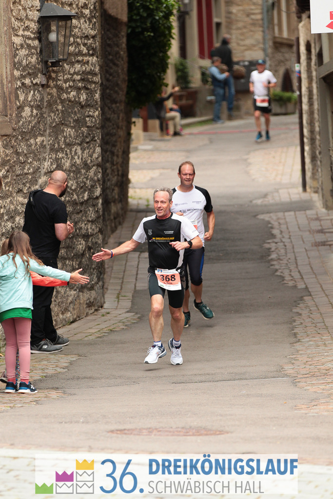 VR Bank Hauptlauf 10km | 3königslauf 2022 VR Bank Hauptlauf - Realisiert mit Pictrs.com