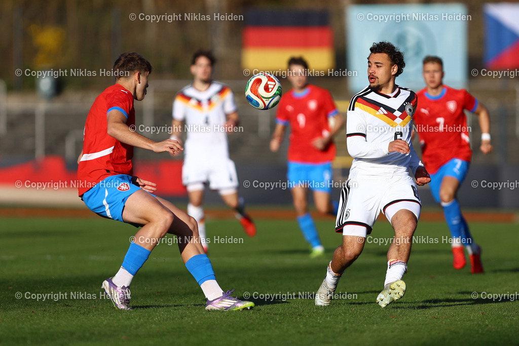 NH_DeutschlandU20_TschechienU20_Länderspiel_26032026 | #6 Rafael Lubach (Deutschland U20), #6 Ferdinand Riha (Tschechien U20)Fußball I Junioren I Länderspiel (Nationalmannschaft) I Saison 2025-2026 I Freundschaftsspiel I Deutschland U20 - Tschechien U20 I 26.03.2026 I Poststadion Berlin