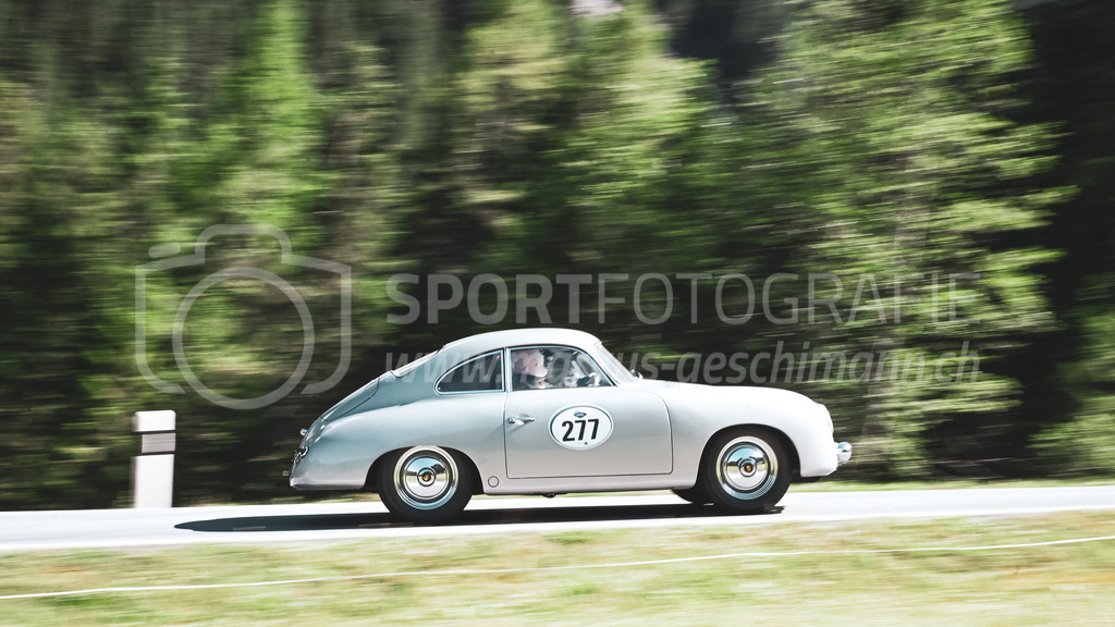 19. Arosa ClassicCar 2023 - 1. September 2023 | 19. Arosa ClassicCar 2023
Arosa, Schweiz
Bächli Britta aus Lenzburg mit der Startnummer 277 in einem Porsche 356 PRE-A, Jahrgang 1954, in der Klasse Classic Trophy.
@arosaclassiccar, @arosa.official, #arosaclassiccar, #arosa, #76curves, #classiccar
Bild: Sportfotografie Markus Aeschimann | www.markus-aeschimann.ch - Realisiert mit Pictrs.com
