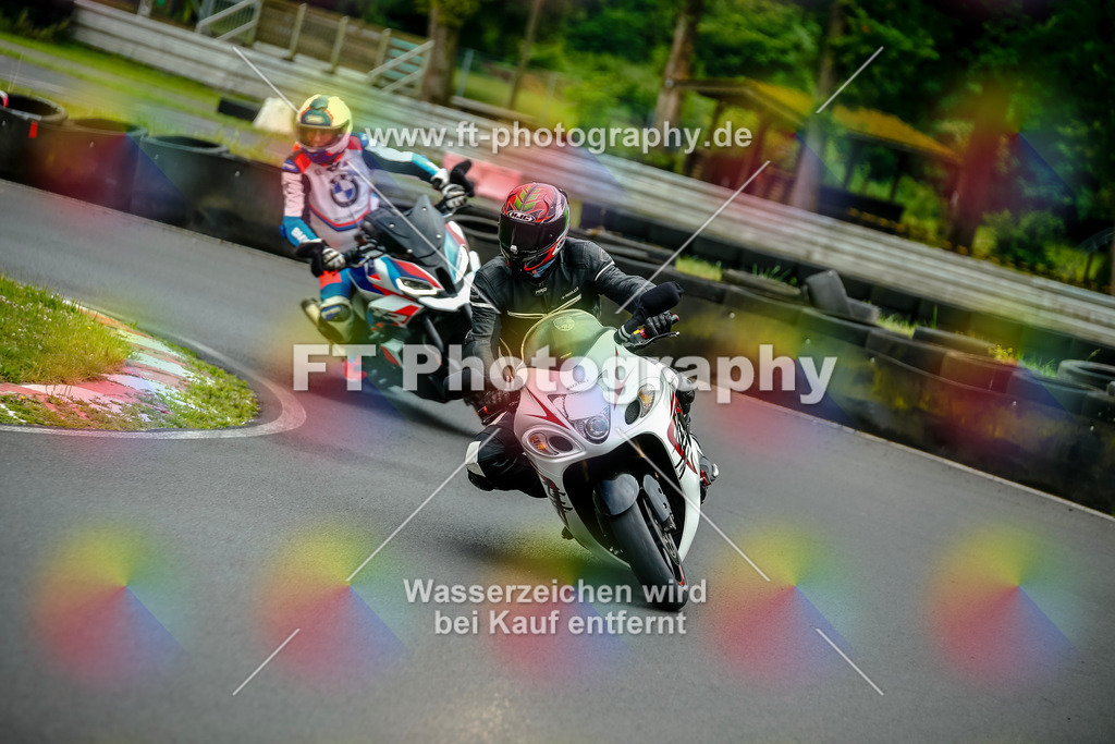 VBK-3861 | Hier findet Ihr Bilder von Touristenfahrten auf der Nürburgring Nordschleife oder von anderen Veranstaltungen die ich besucht habe. Viel Spass beim Durch Schauen 