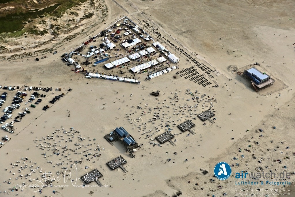Luftbilder St.Peter-Ording | Entdecken Sie atemberaubende Luftbilder und Fotografien auf airwatch.de - Tauchen Sie ein in eine Welt voller faszinierender Aufnahmen aus der Vogelperspektive.