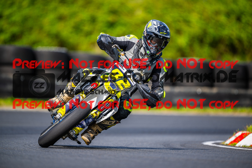 MaZZes_FotoMatrix_240430_6007705_2262 | Fotograf Mathias Schmid
Sportfotograf,
Eventfotograf,
Hochzeitsfotograf,
Portraitfotograf