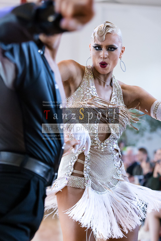 20240616_D-Cup-HGR-Latein_4624 | Tanzsportbilder, Standardtanz, Lateintanz, WDSF, DTV, LTVB, dancecomp, goc, hessen tanzt, blaues band der spree, walzer, tango, wiener walzer, slowfox, quickstepp, samba, rumba, cha-cha-cha, paso doble. jive, hd-kroft photography, turniertanzsport