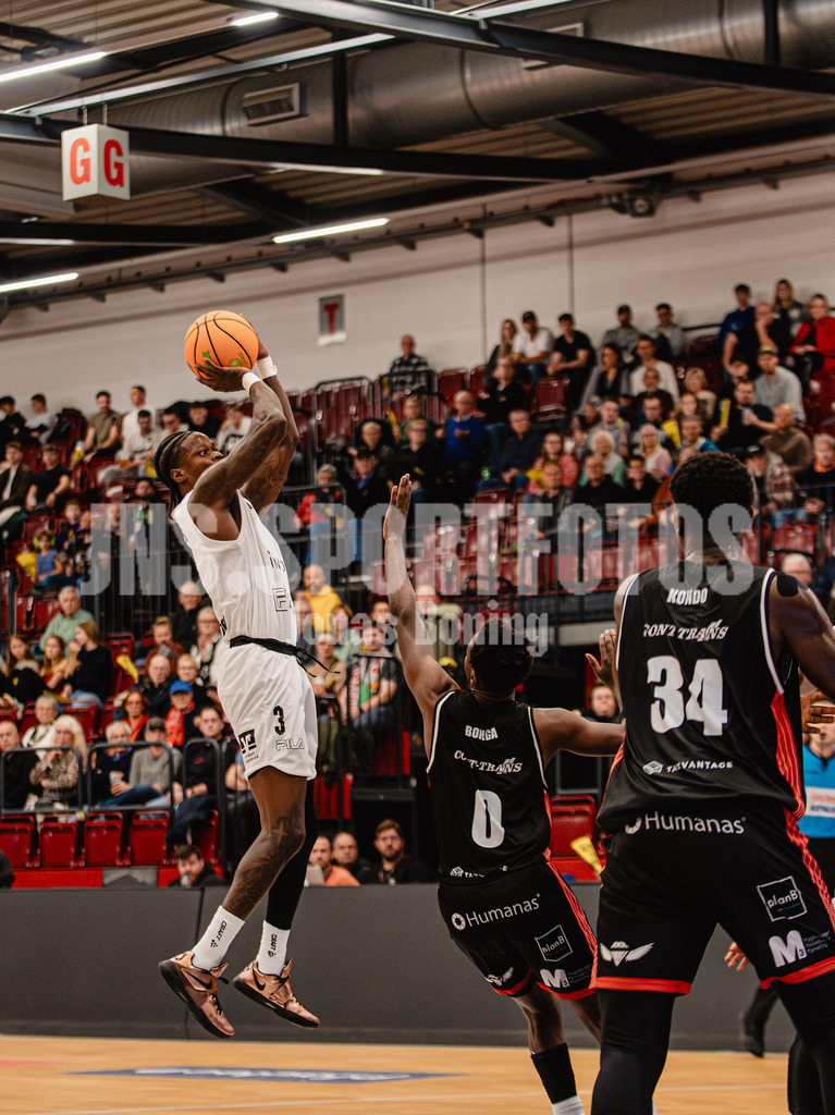 Dragons-18 | jns.sportfotos - Realisiert mit Pictrs.com