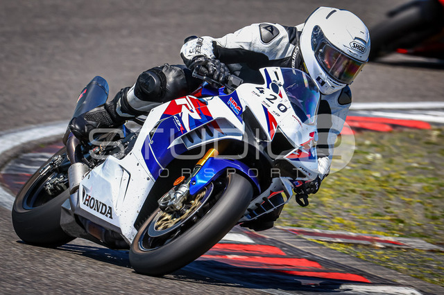 0420-260526NBR-019_420 | Deine Full-Service-Agentur für ✔️Videoproduktionen und ✔️Motorsportfotografie Jetzt Angebot anfragen!