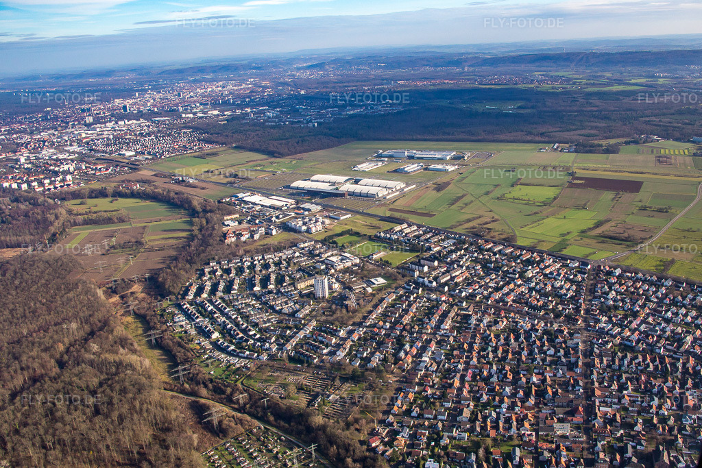 Luftbild: Ortsansicht von Südwesten im Ortsteil Forchheim in Rheinstetten im Bundesland Baden-Württemberg in Deutschland. Foto: IMG_085508.jpg vom 24.12.2015 durch Werner Riehm/FLY-FOTO.de