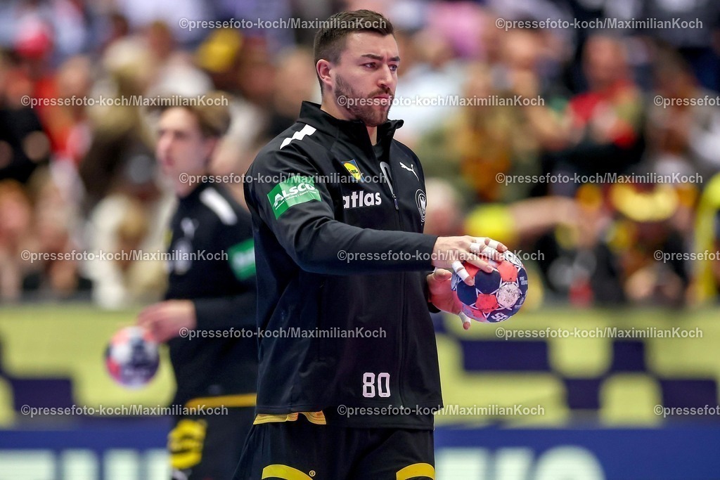 EHF19012602168 | 19.01.2026, Handball, Men's EHF EURO 2026, Deutschland - Spanien, Jyske Bank Boxen in Herning, Dänemark, Preliminary Round:  Jannik Kohlbacher (Germany #80) 