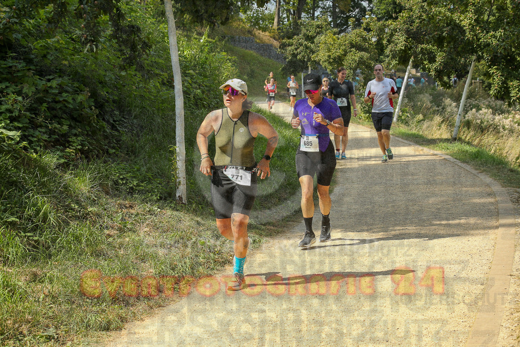 250824_1454_EX1_7967 | Sportfotografie im Rhein-Sieg Kreis, Köln, Bonn, NRW, Rheinland Pfalz, Hessen, etc. Unser Tätigkeitsfeld umfasst den Laufsport vom Volkslauf über den Marathon, Duathlon, Triathon bis zum Ultralauf wie Kölnpfad Ultra oder Schindertrail.
