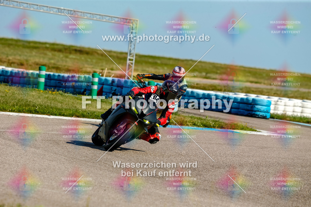 Chambley Juli-0436 | Hier findet Ihr Bilder von Touristenfahrten auf der Nürburgring Nordschleife oder von anderen Veranstaltungen die ich besucht habe. Viel Spass beim Durch Schauen 