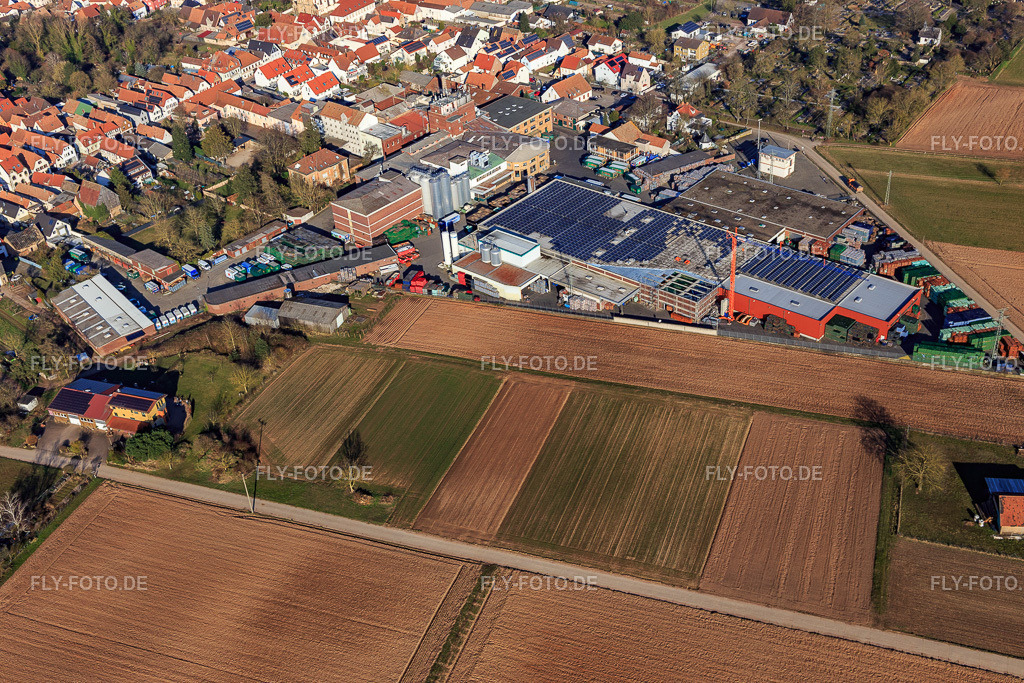 BELLHEIMER BRAUEREI - PARK & Bellheimer Brauereien GmbH & Co. KG http://bellheimer.de/ | Luftbild: BELLHEIMER BRAUEREI - PARK & Bellheimer Brauereien GmbH & Co. KG http://bellheimer.de/ in Bellheim im Bundesland Rheinland-Pfalz in Deutschland. Foto: IMG_145432.jpg vom 05.03.2025 durch ©2025 Werner Riehm fly-foto.de/copyright - Realisiert mit Pictrs.com