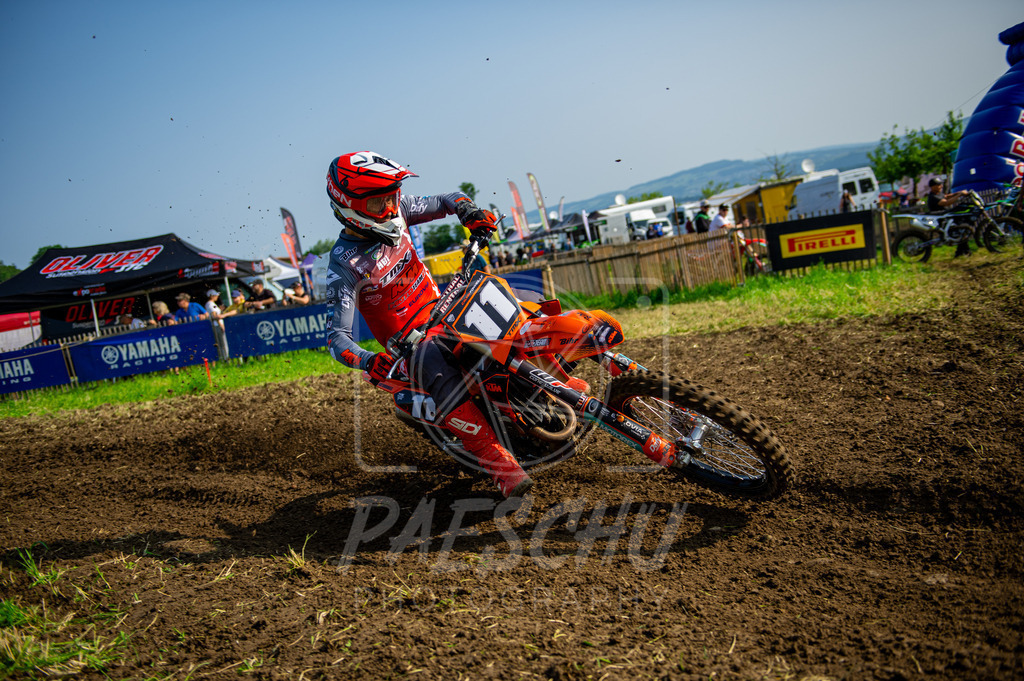 MX 2 (240) | Paeschuphoto Shop - Wer nicht sucht der auch nicht findet.Ob Motocrossbilder oder von einem besuchtem Spiel, Hauptsache Action. - Realisiert mit Pictrs.com