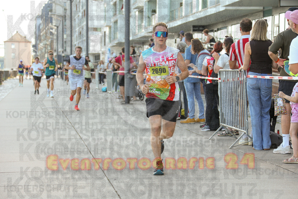 250920_1446_EX1_7507 | Sportfotografie im Rhein-Sieg Kreis, Köln, Bonn, NRW, Rheinland Pfalz, Hessen, etc. Unser Tätigkeitsfeld umfasst den Laufsport vom Volkslauf über den Marathon, Duathlon, Triathon bis zum Ultralauf wie Kölnpfad Ultra oder Schindertrail.