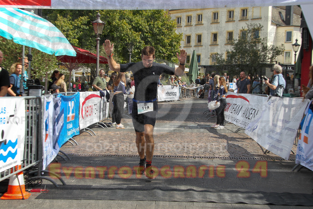 250824_1244_EV4_9451 | Sportfotografie im Rhein-Sieg Kreis, Köln, Bonn, NRW, Rheinland Pfalz, Hessen, etc. Unser Tätigkeitsfeld umfasst den Laufsport vom Volkslauf über den Marathon, Duathlon, Triathon bis zum Ultralauf wie Kölnpfad Ultra oder Schindertrail.