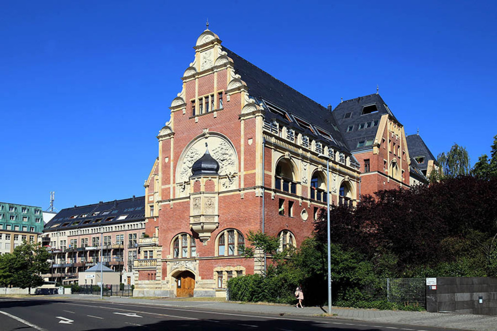 Foto: Leipzig - Deutsches Buchgewerbehaus | Das Team hinter BILDLEXIKON LEIPZIG bündelt historische wie aktuelle Informationen über die Stadt Leipzig in Text und Bild auf einer Plattform und stellt diese der interessierten Öffentlichkeit zur Verfügung.