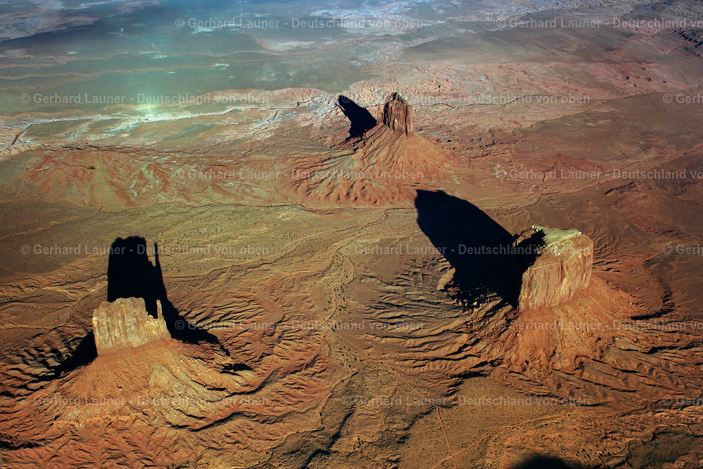 USA5537 | Monument Valley, Arizona, USA 1999